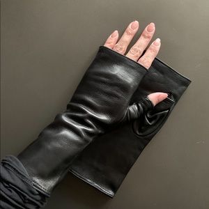 Black Leather Gloves